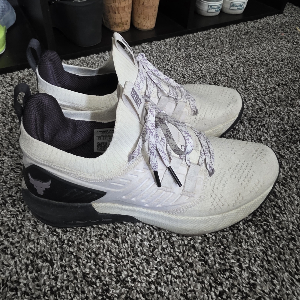 Under Armour Bull White and Black Sneakers